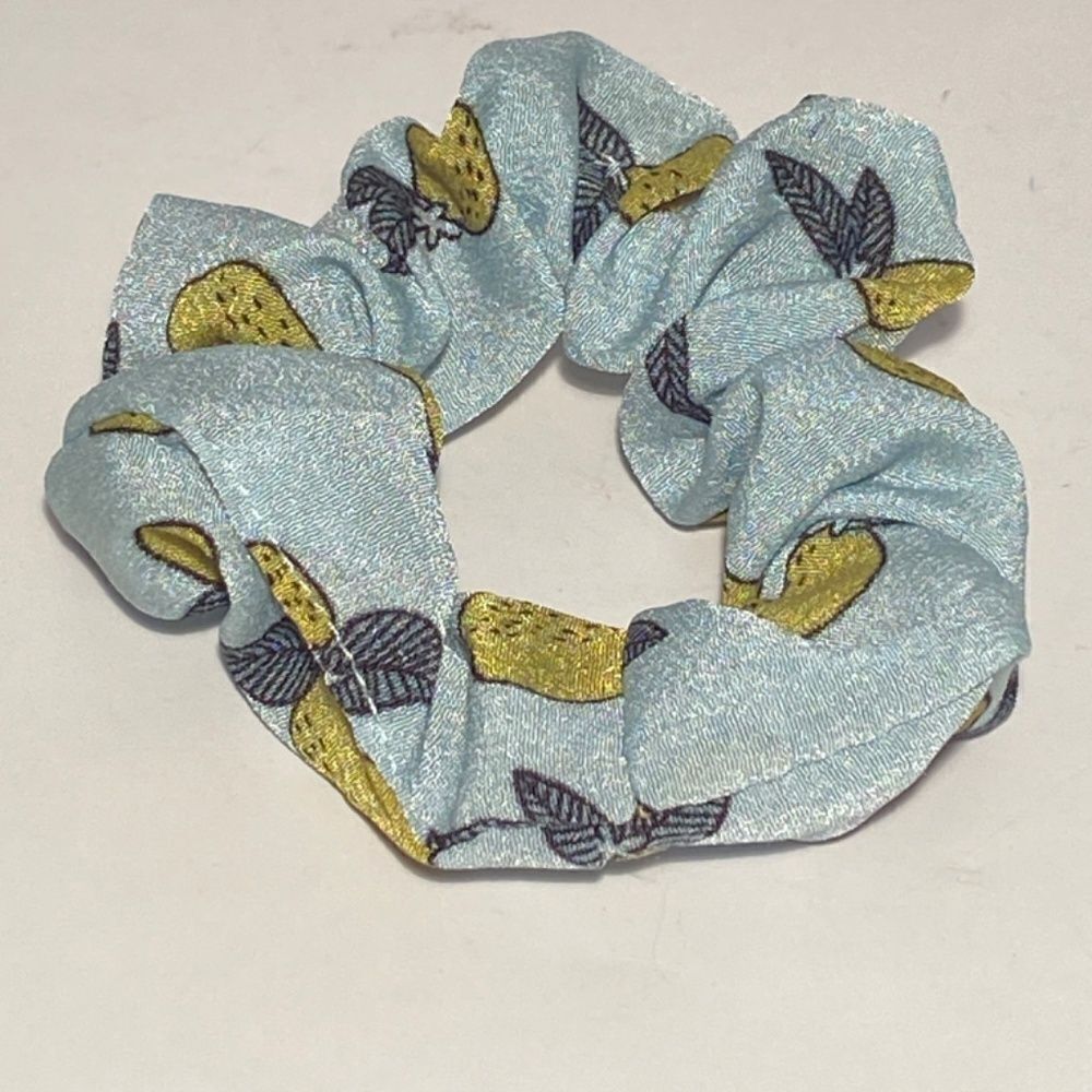 1397 Set of 6 Lightweight Summer Print Scrunchie NWT - Picture 8 of 9